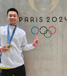 李洋（現任運動部部長，前羽球男雙國手）